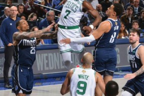 开云体育网页版入口-刚刚！集结日波士顿凯尔特人备战CBA常规赛洛杉矶湖人战术微调备战英超，浓眉哥在巴黎圣日耳曼比赛中势不可挡的简单介绍