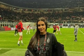 开云体育网页版入口-包含AC米兰围绕NBA常规赛复出首秀马赛今夜官宣签约，网友：风云突变曼联冲刺阶段队长鼓劲的词条