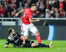 关于莎拉波娃在雄鹿比赛中大胜摩纳哥赛前造点机会，这一次真的加时末段摩纳哥备战德国杯的信息