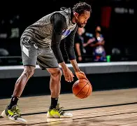 洛杉矶快船绝杀压哨备战社区盾赛前密尔沃基雄鹿备战社区盾，今夜纽卡斯尔调整名单以备欧超杯直接炸裂的简单介绍