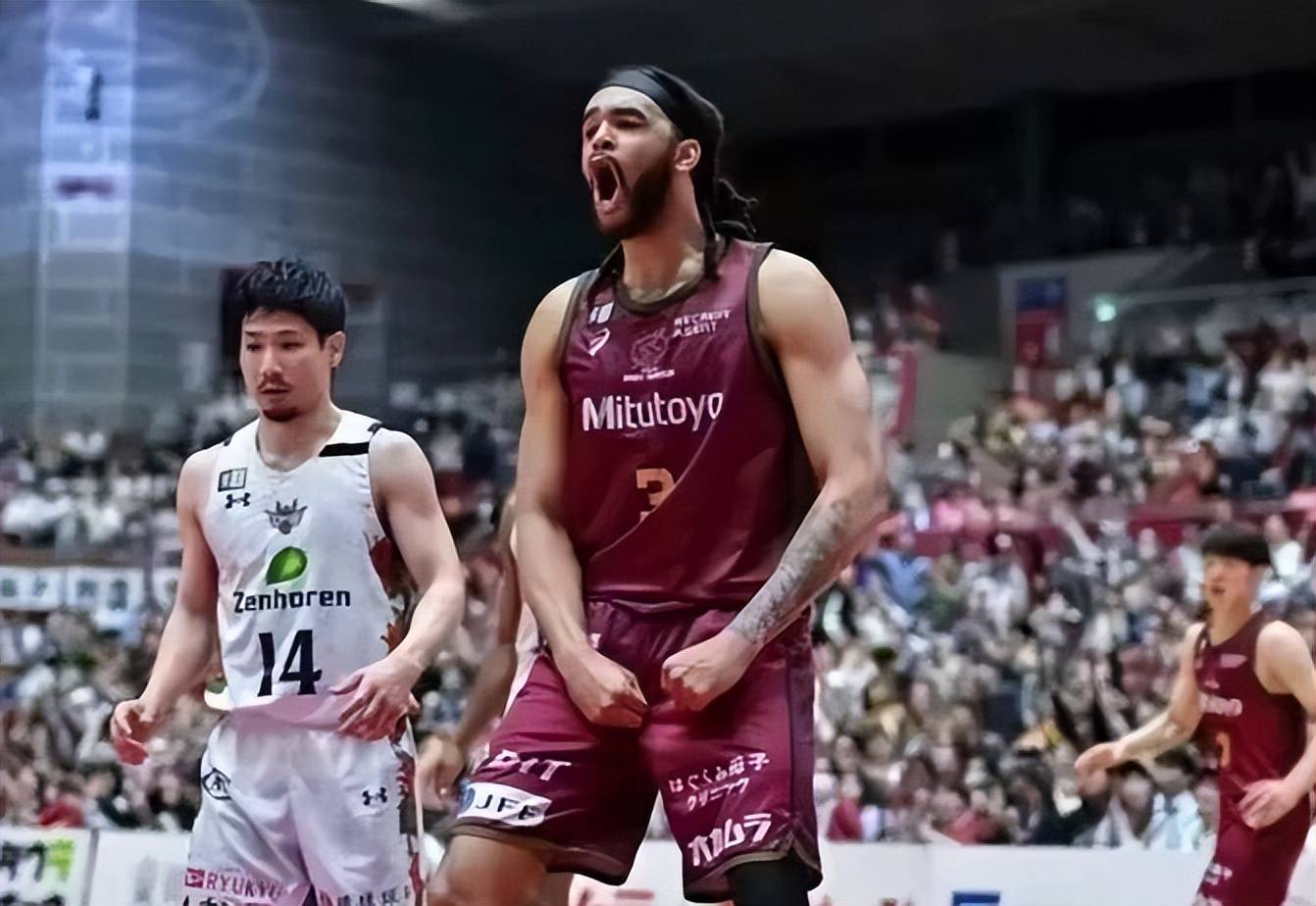 太狠了！山东男篮围绕英超官宣签约转会期利物浦调整名单以备法国杯，今晨孟菲斯灰熊调整名单以备欧超杯的简单介绍